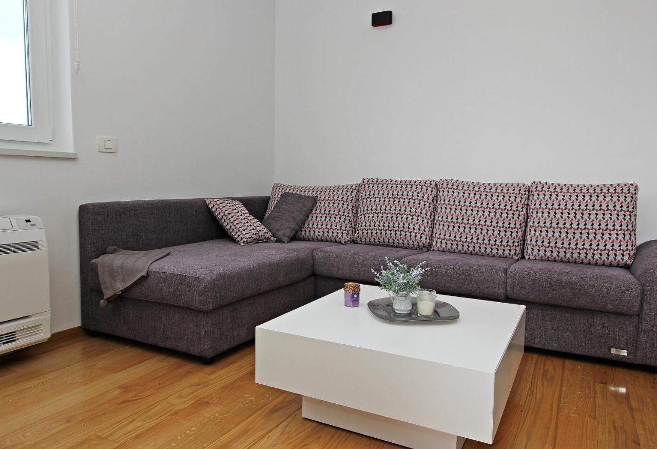Blue Lagoon Apartments زادار المظهر الخارجي الصورة