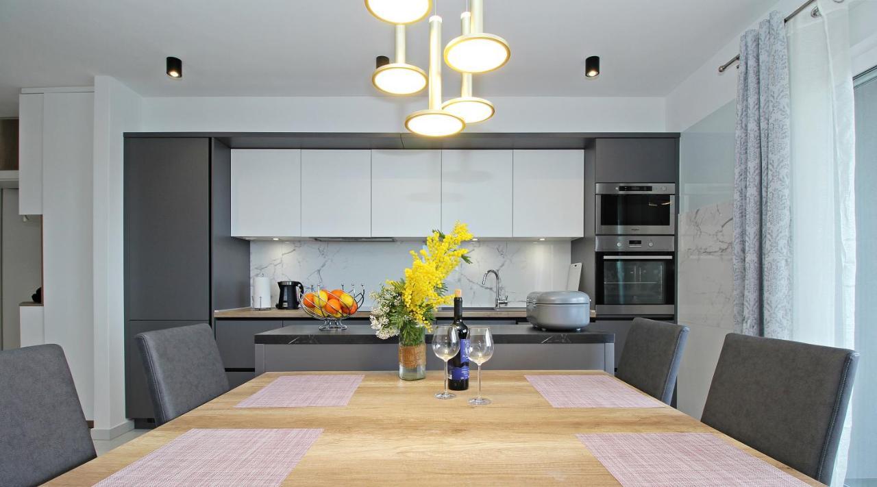Blue Lagoon Apartments زادار المظهر الخارجي الصورة