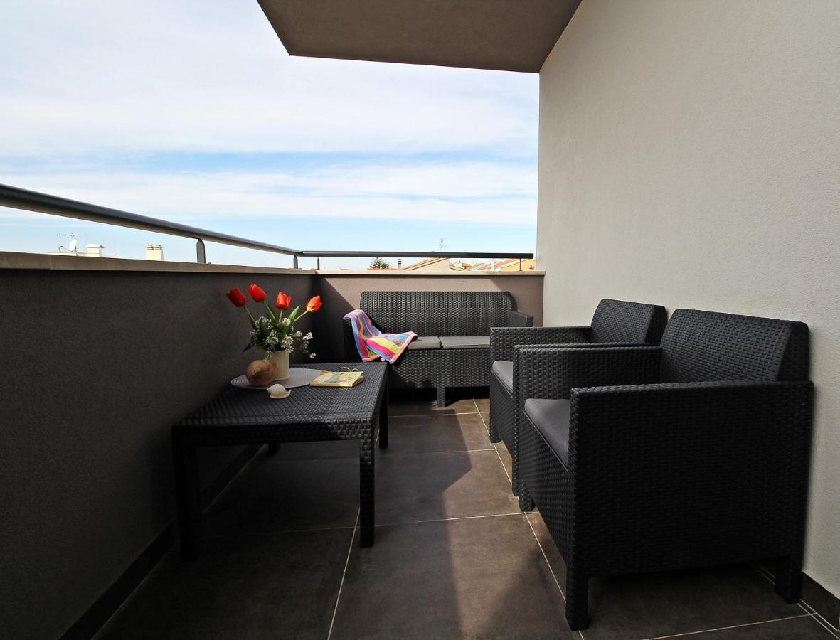 Blue Lagoon Apartments زادار المظهر الخارجي الصورة