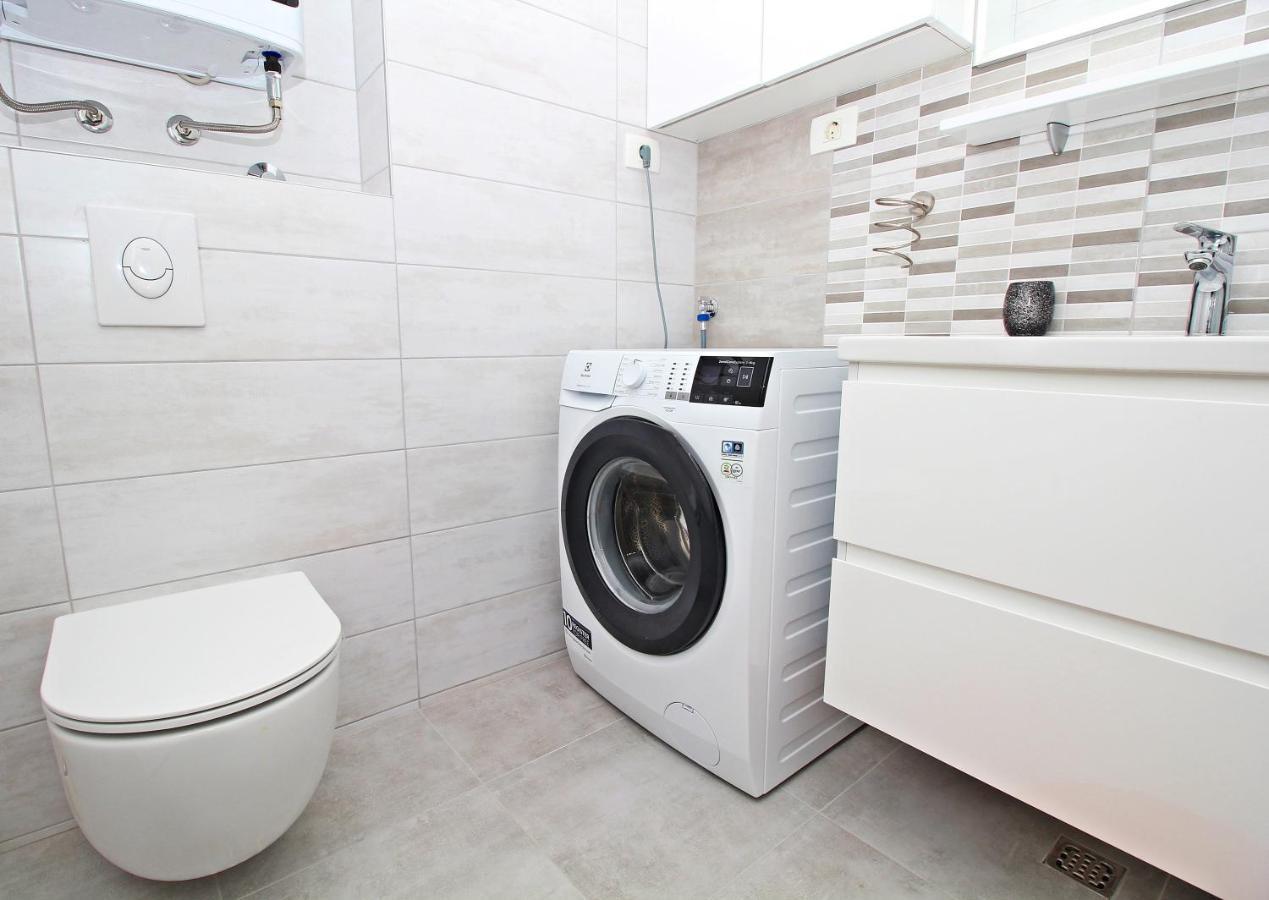 Blue Lagoon Apartments زادار المظهر الخارجي الصورة