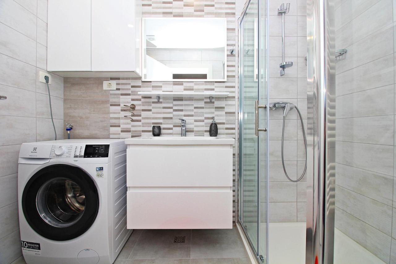 Blue Lagoon Apartments زادار المظهر الخارجي الصورة